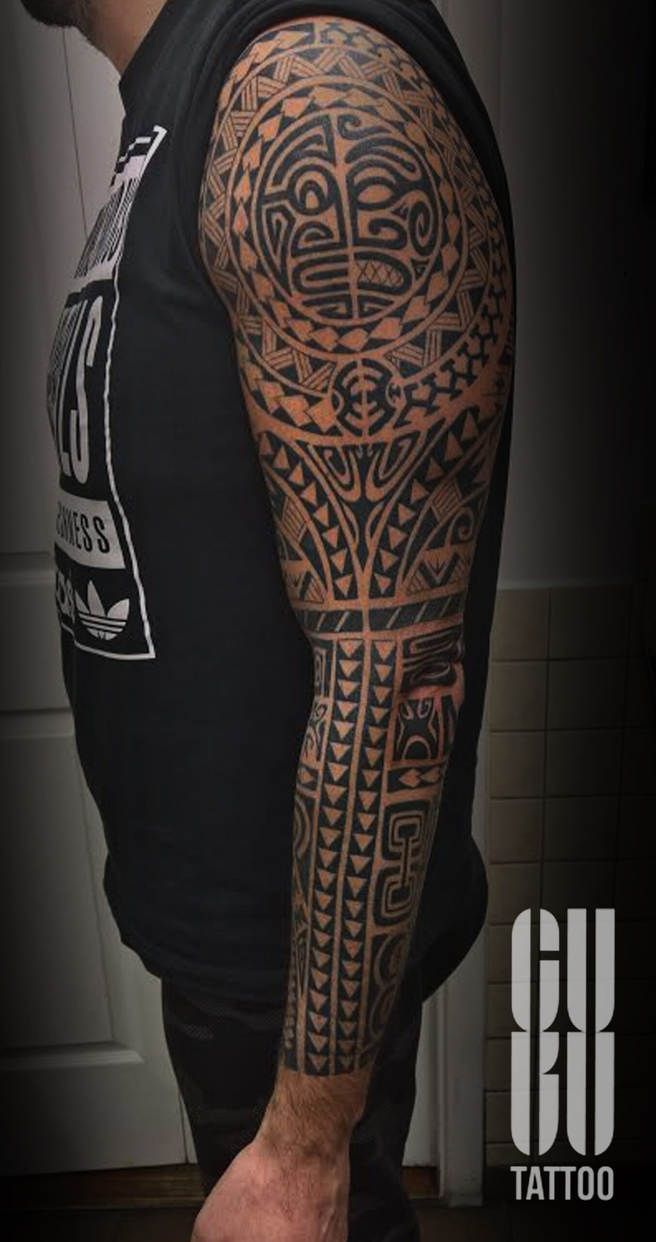 Tatuaz-polinezyjski-maori- Guru_Tattoo-Wroclaw